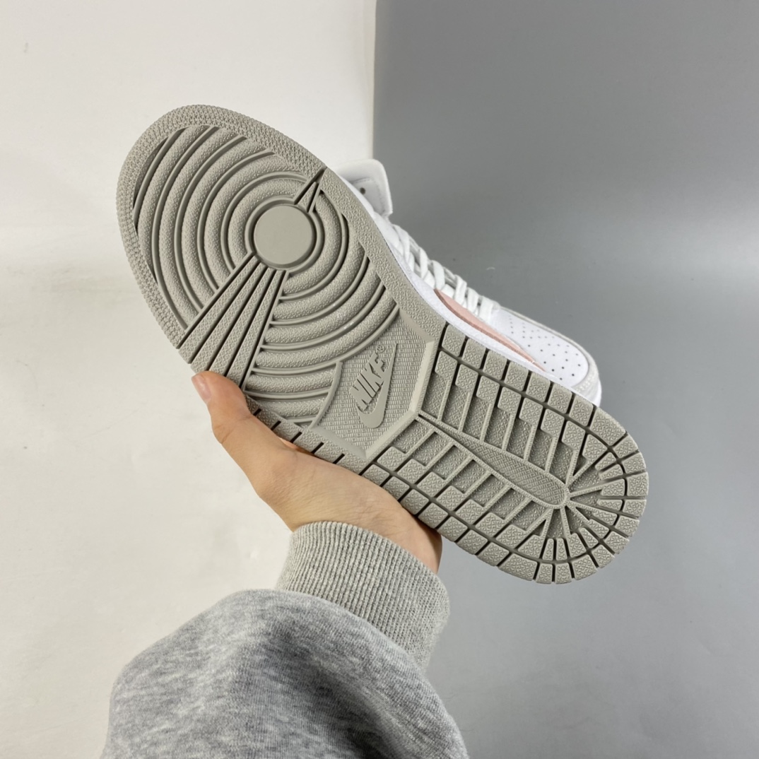 P240  Air Jordan 1 Mid AJ1 乔1 中帮百搭休闲运动板鞋 DN4045-001