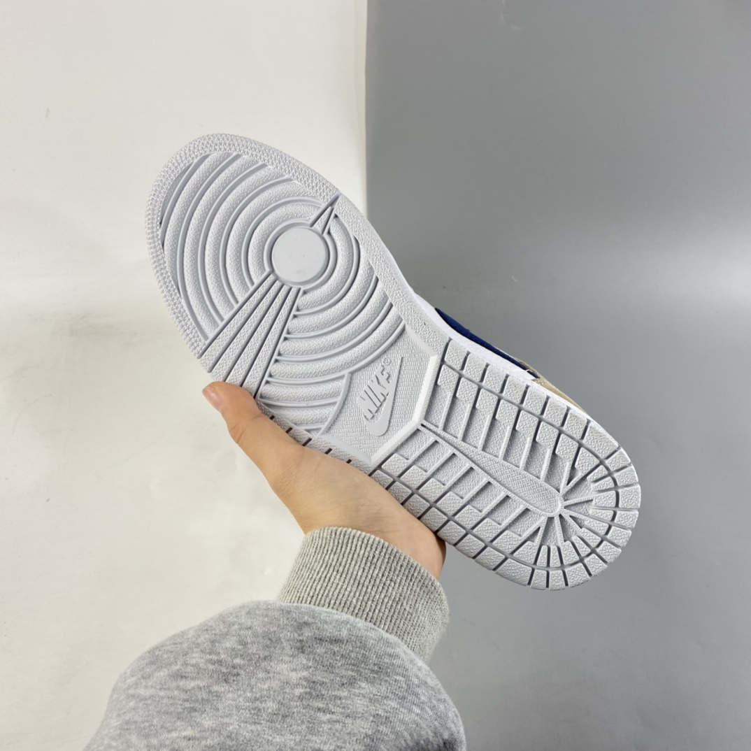 P240  Air Jordan 1 Mid AJ1 乔1 中帮百搭休闲运动板鞋DO6726-100