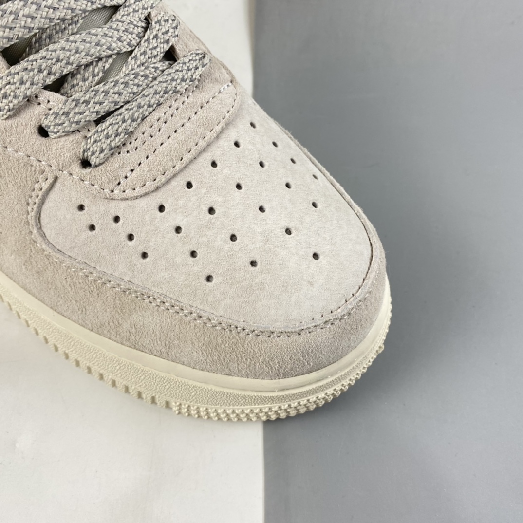 P220  NIKE Air Force 1’07 Mid 空军一号板鞋 AA1118-005