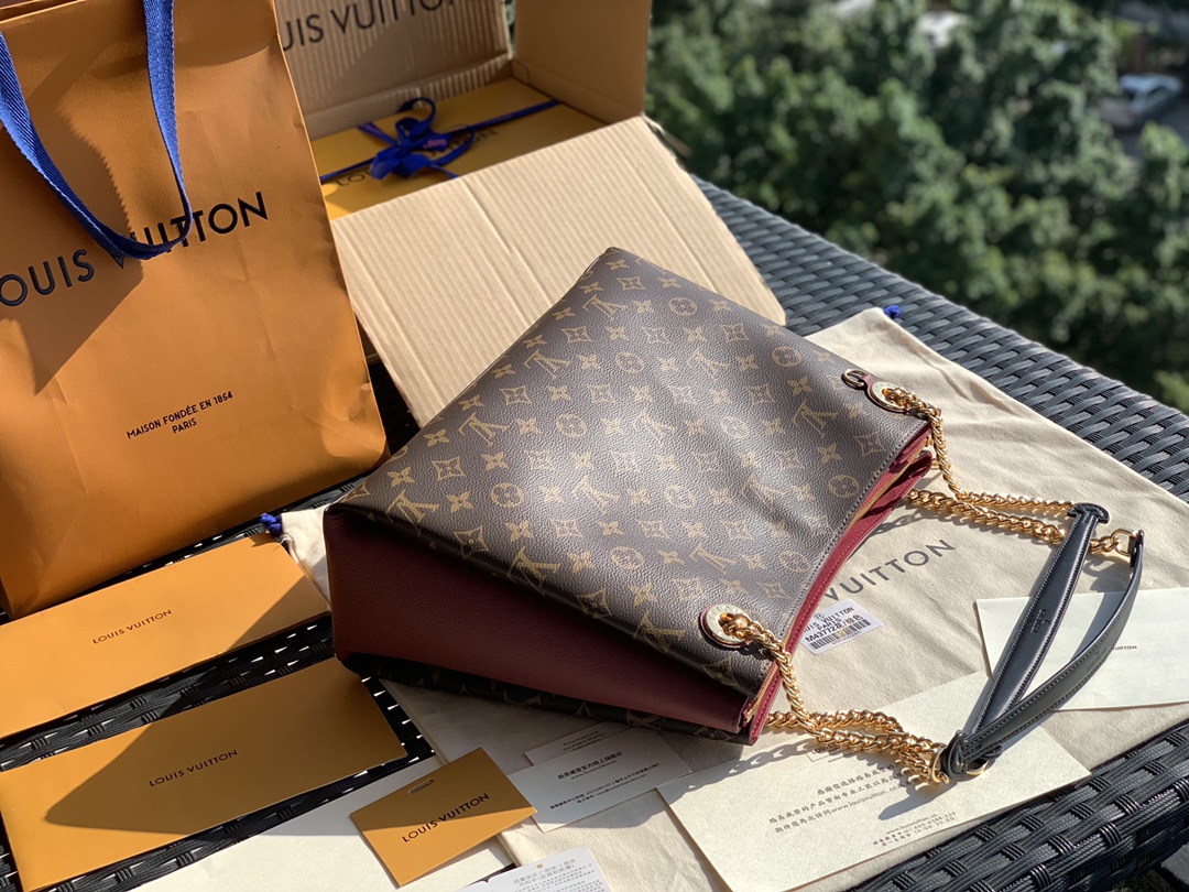 🌼 m43772尺寸36 x 26 x 13 CM 玫红色！迟到了！这组surene mm手提包终于来了