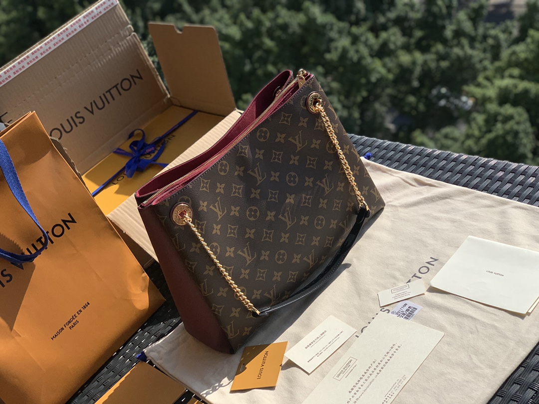 🌼 m43772尺寸36 x 26 x 13 CM 玫红色！迟到了！这组surene mm手提包终于来了