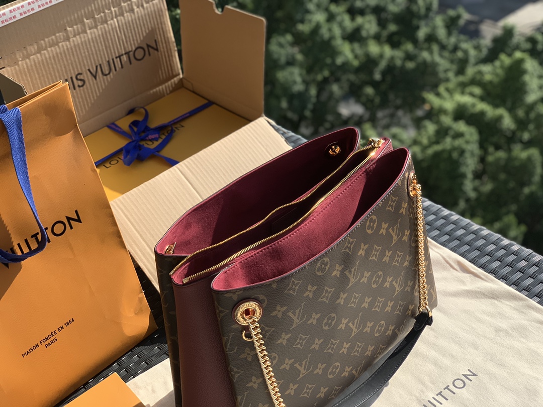 🌼 m43772尺寸36 x 26 x 13 CM 玫红色！迟到了！这组surene mm手提包终于来了