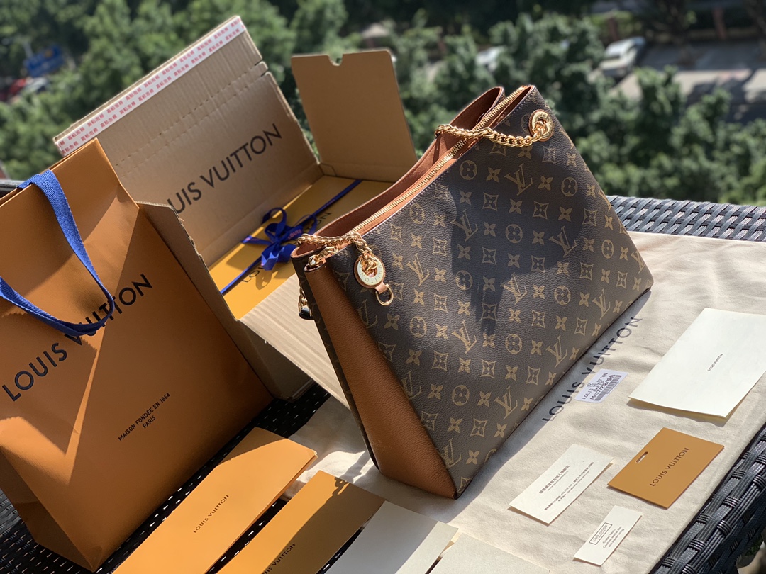 🌼 m43772尺寸36 x 26 x 13 CM L&v surene自面世到现在就堪称最值得入手的限