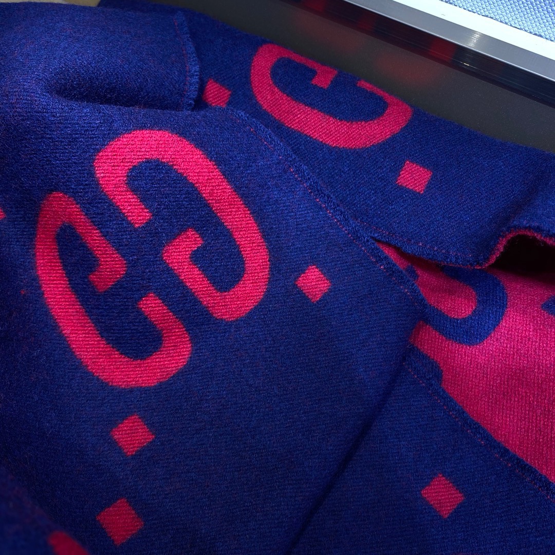 Gucci Wool Silk Blend Scarf with Large Gucci Pattern, 35 x 190 cm 8 i1637915811 9374 6