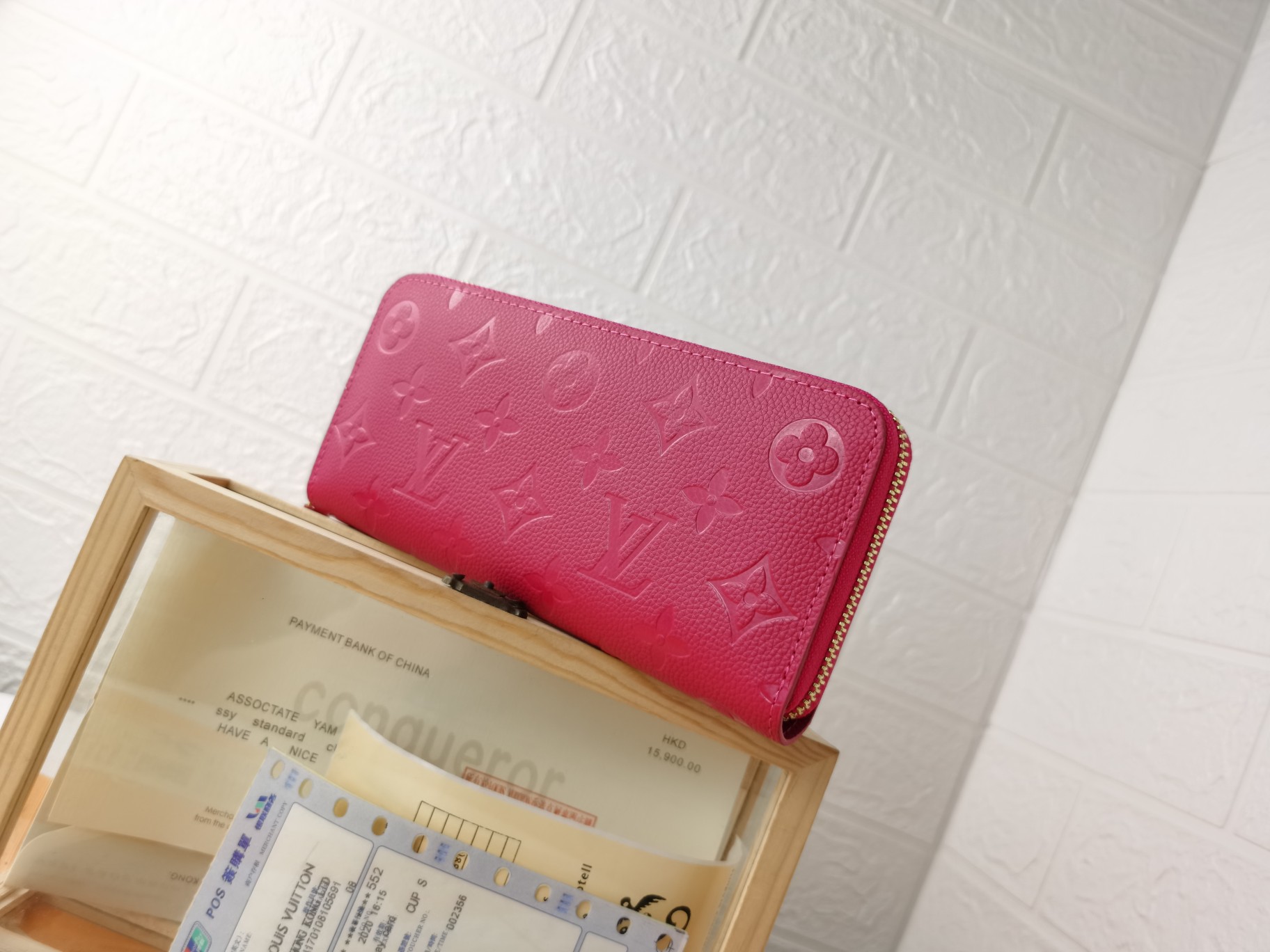 ルイ・ヴィトン M60171 クレマンス 財布 - エレガントなダイヤモンドパターン