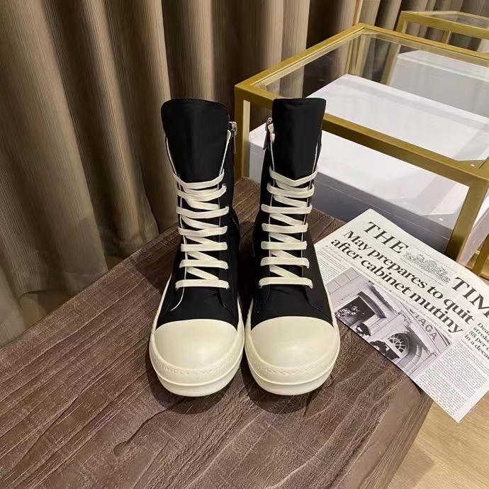 NO:756201,Real price Brand: rick owens Fabric material: canvas Insole pigskin,19860909实价 品牌:rick owens 面料材质:帆布 鞋垫猪皮,,Men's shoes