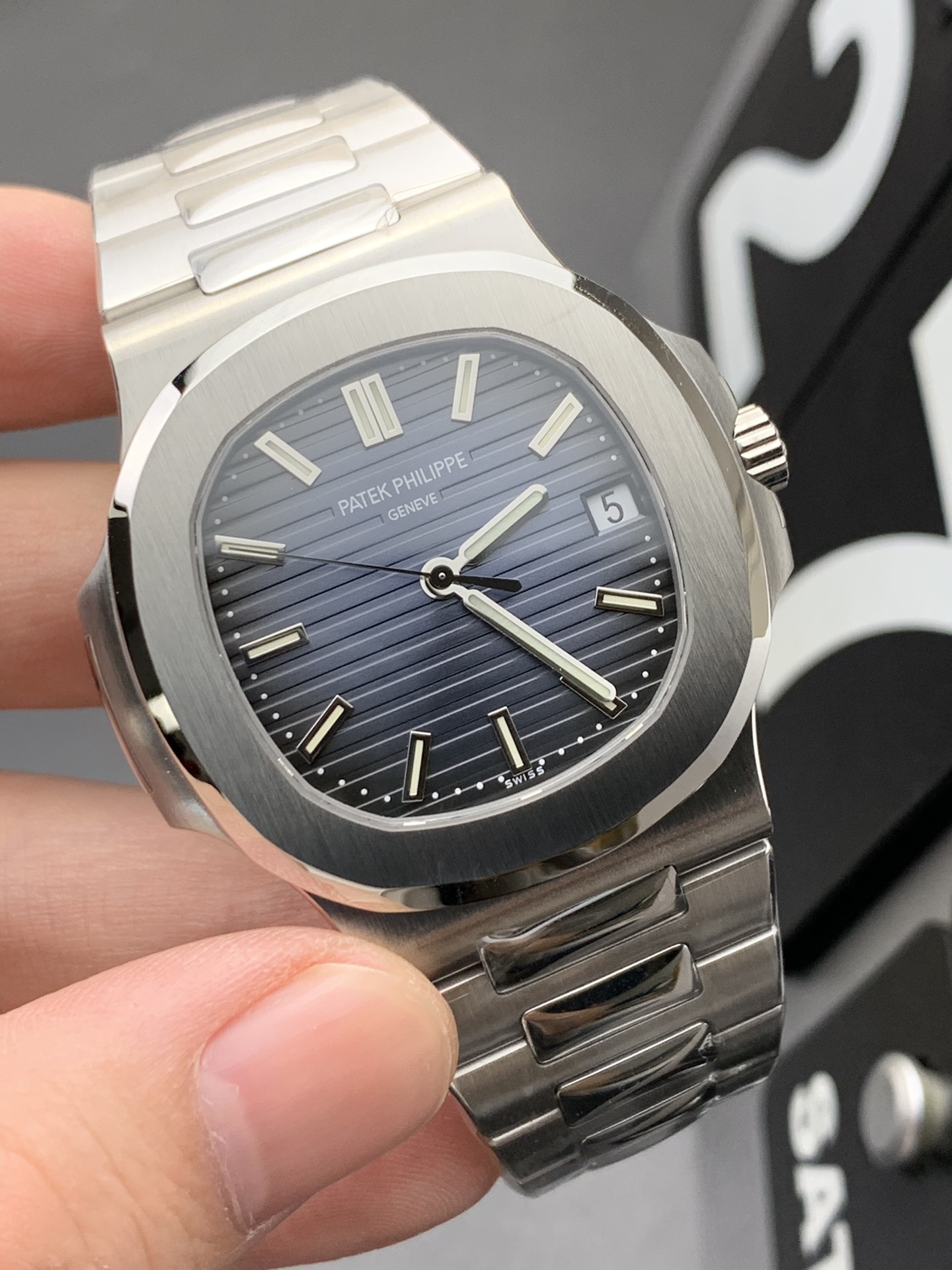 Patek Philippe PPF 蓝灰鹦鹉螺