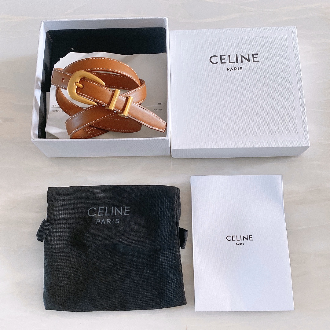 céline光滑牛皮革配ELEGANT腰带.金色.银色金属件！腰带饰有2个金属环.第一个圆环上携刻CEL