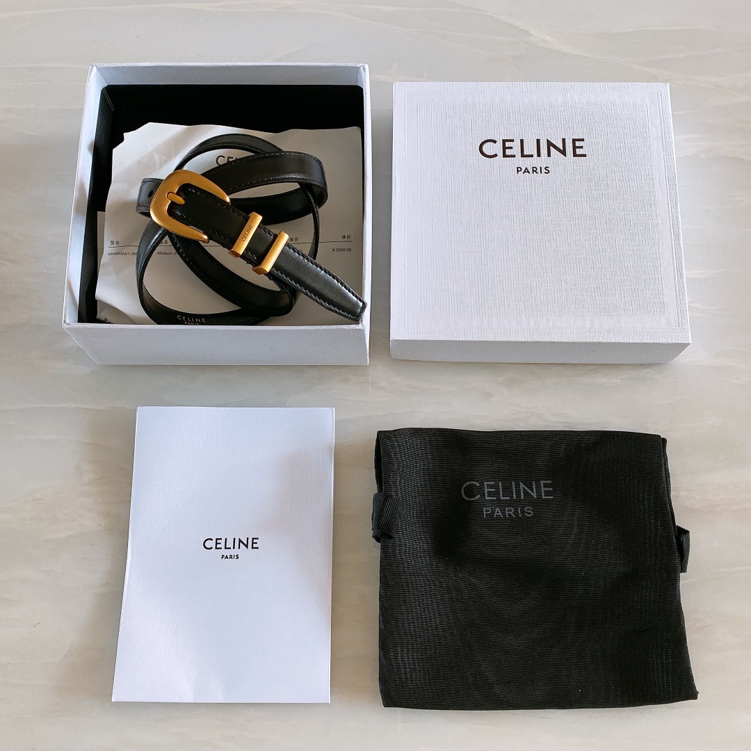 céline光滑牛皮革配ELEGANT腰带.金色.银色金属件！腰带饰有2个金属环.第一个圆环上携刻CEL