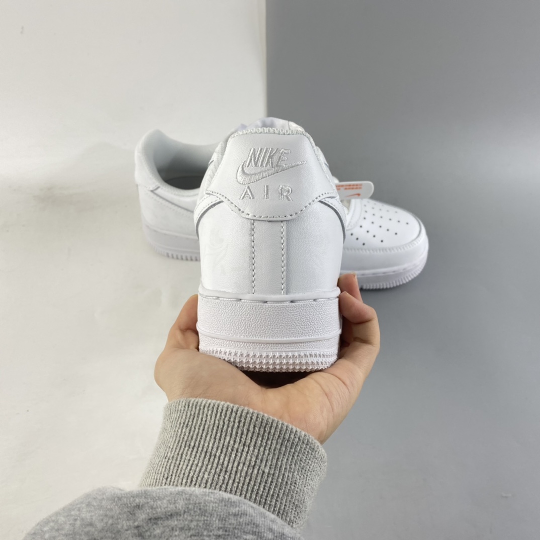 P240  NIKE Air Force 1 Low 空军一号低帮休闲板鞋 CW2288-111