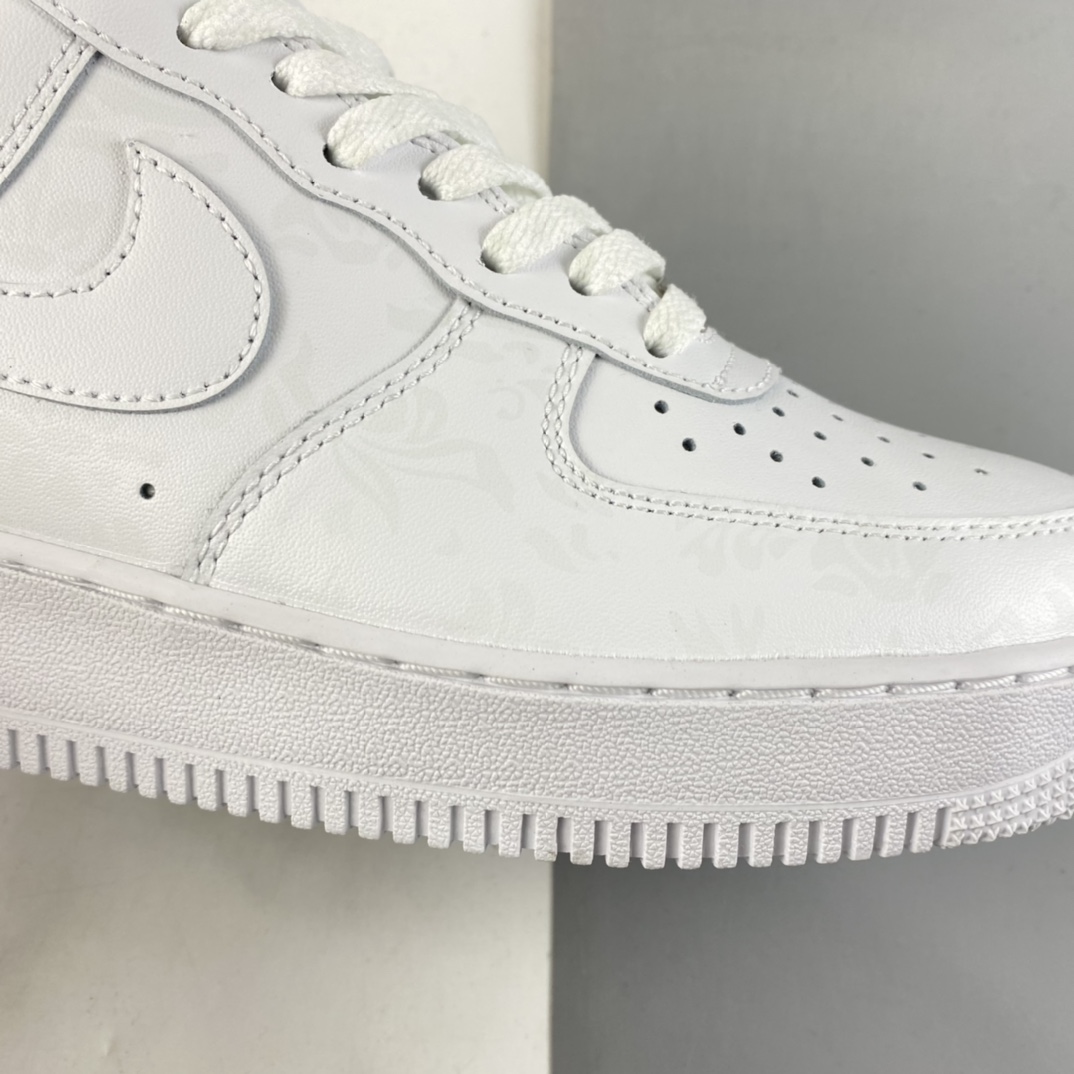 P240  NIKE Air Force 1 Low 空军一号低帮休闲板鞋 CW2288-111