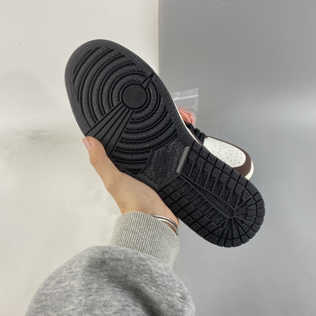 P240   Air Jordan 1 Low AJ1 休闲板鞋 DC6991-200