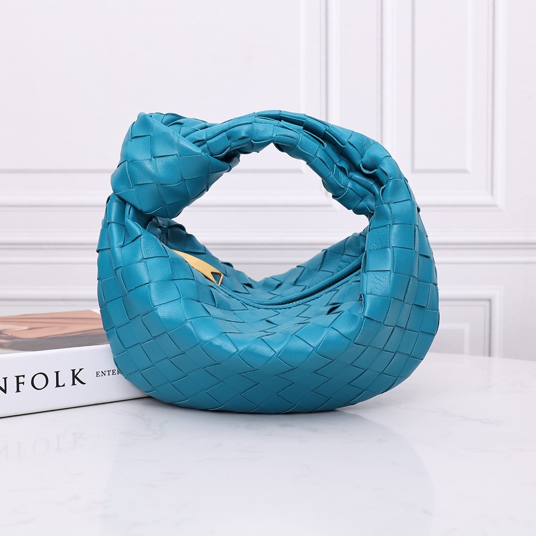 Bottega Veneta Intrecciato Nappa Knot Hobo Handbag