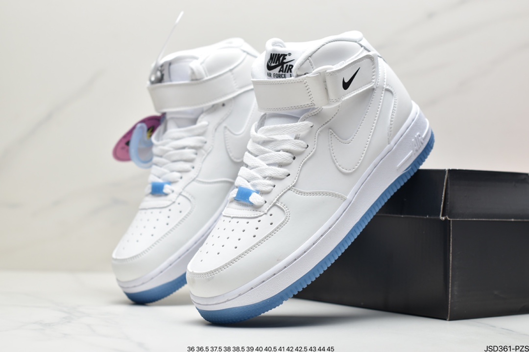 200 耐克Nike Air Force 1 Low 空军一号高帮百搭休闲运动板鞋DA8301-101