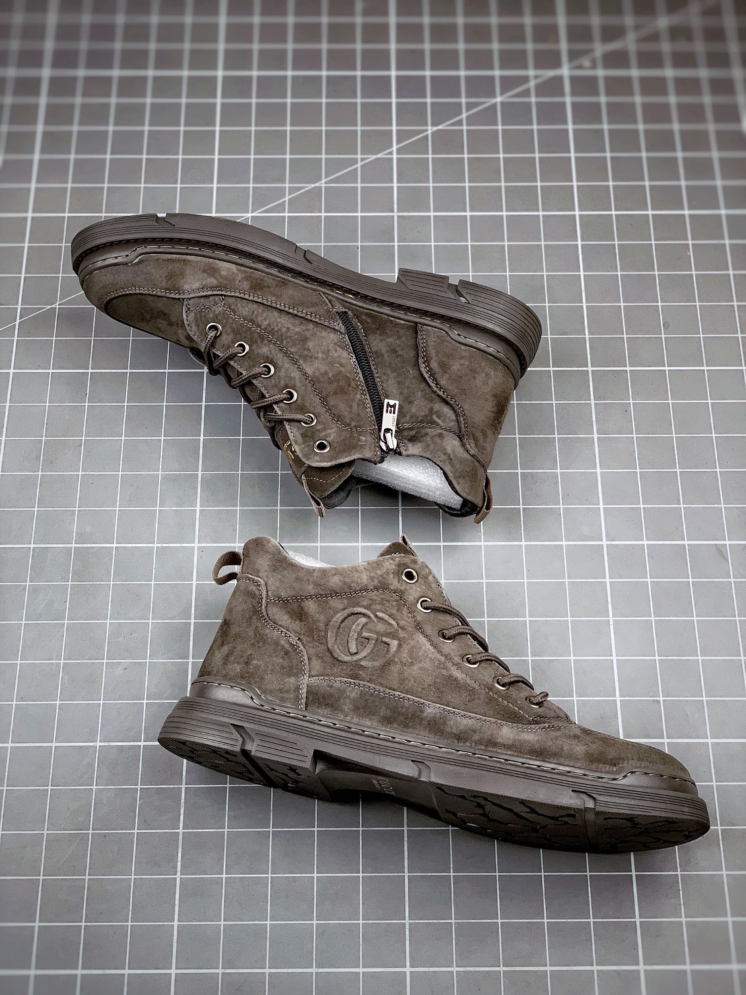 Gucci ankle boots and hiking shoes produced by Guangdong Dachang