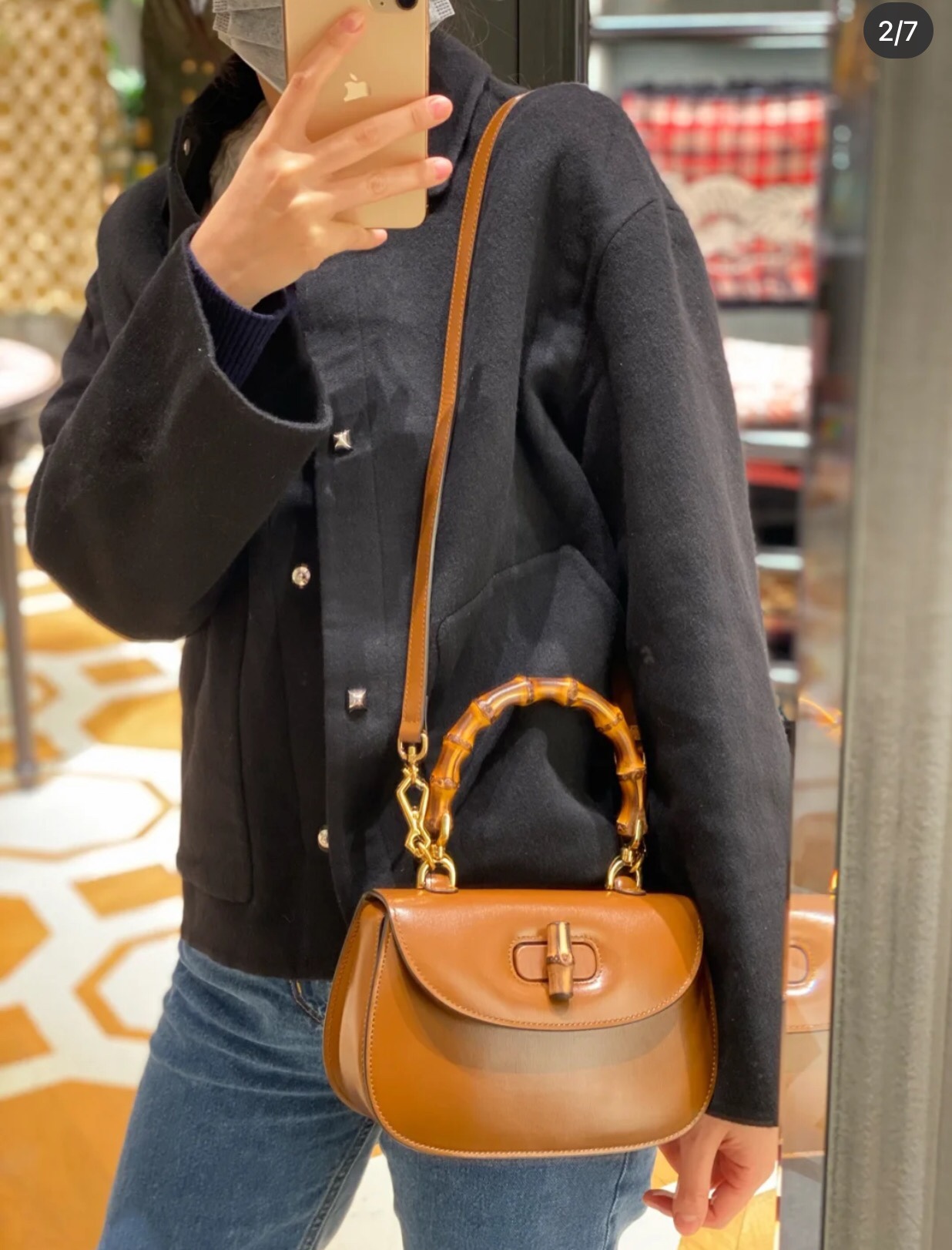 Gucci Bamboo Classic

The newly released Bamboo Classic 2 truly took my breath away when I saw it in person. It thoughtfully comes with two shoulder straps to suit various styling needs. Made from top-quality European calf leather, this bag exudes luxury at first glance. Its buttery-toned bamboo handle adds an extra touch of sophistication and uniqueness. image 1
