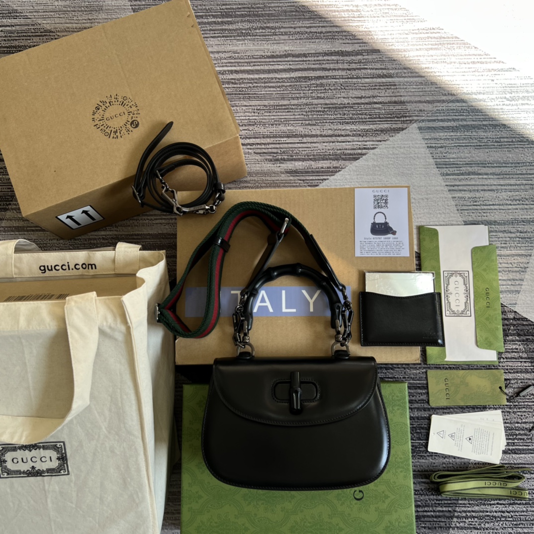 GUCCI Bamboo Small Handbag Black Leather with Interchangeable Shoulder Strap