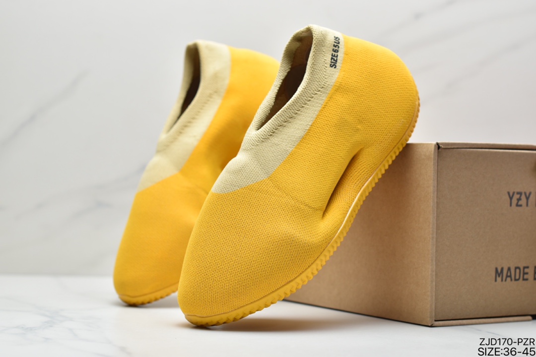240 阿迪达斯Knit Runer ” Sulfur ” 黄色 硫磺 玉米 侃爷椰子袜套鞋 GW5353