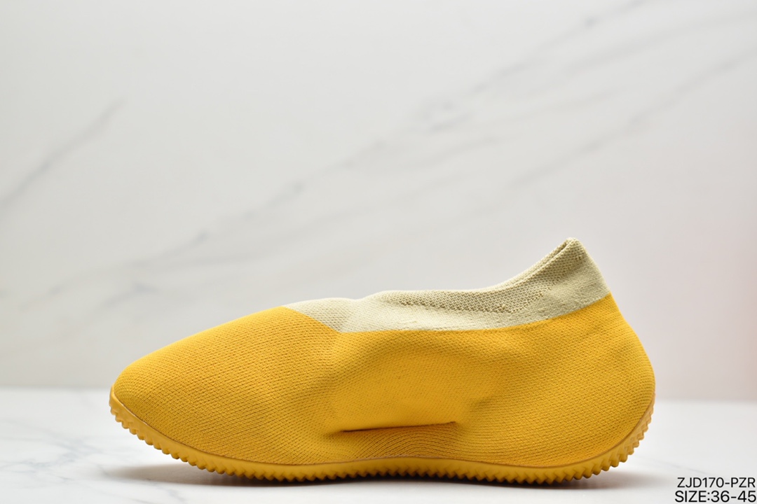 240 阿迪达斯Knit Runer ” Sulfur ” 黄色 硫磺 玉米 侃爷椰子袜套鞋 GW5353