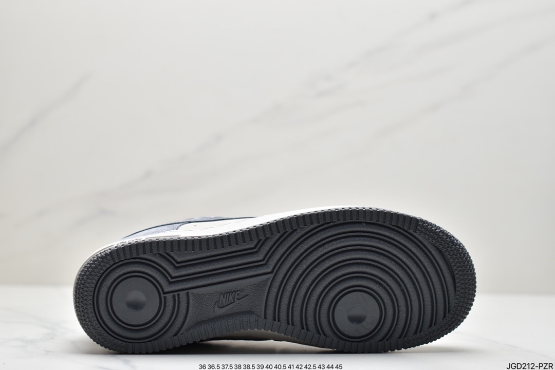 180 耐克NK Air Force 1 01 ESS空军一号低帮 CW2288