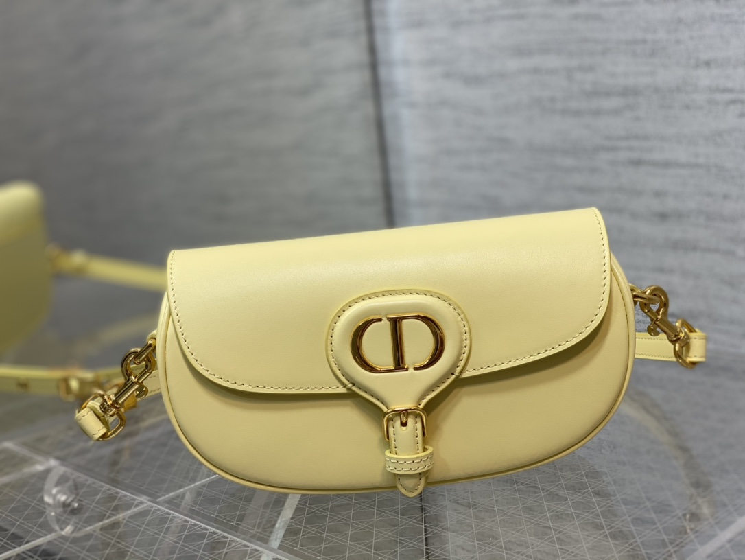 Dior Bobby East-West 马鞍包 M9327UMOL_M26Y