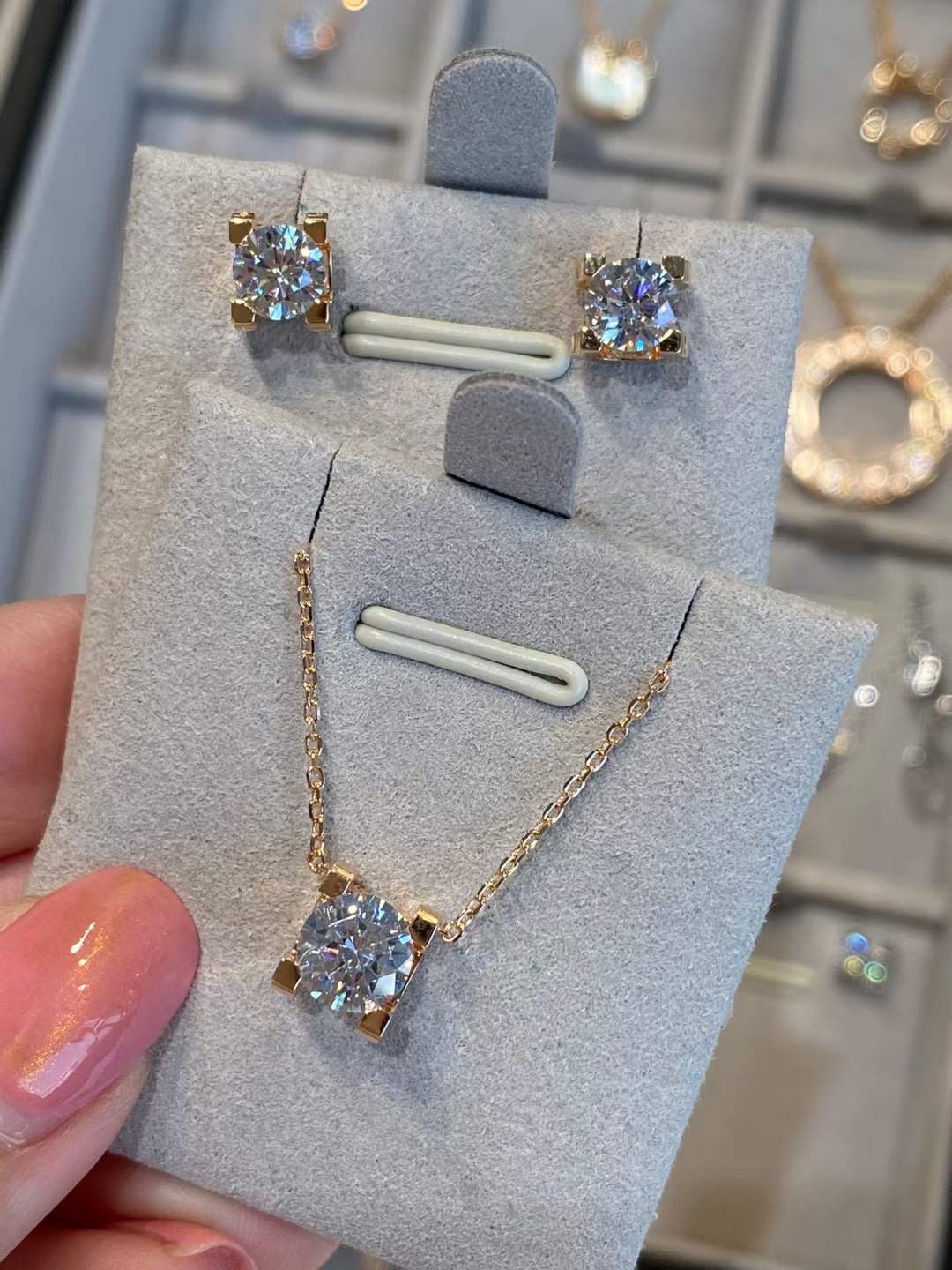 Cartier Cartier/卡地亚 CNC牛角锁骨项链