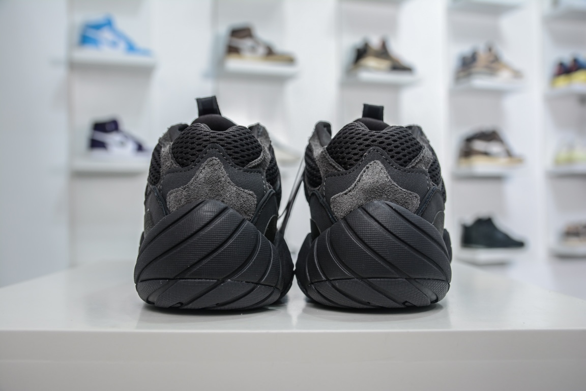 Adidas Yeezy “Utility Black”