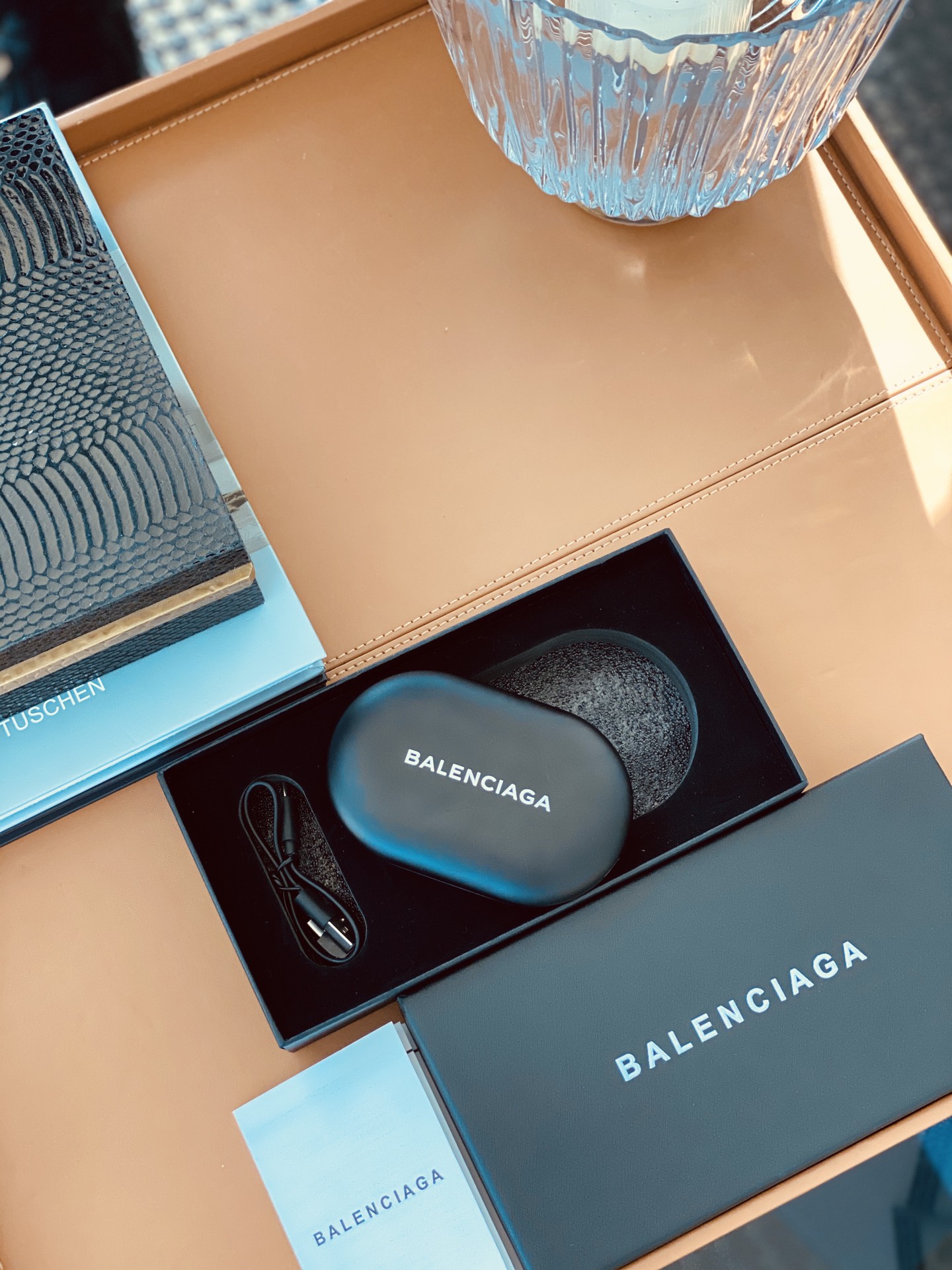 Balenciaga Hand Warmer Power Bank - Comprehensive 6