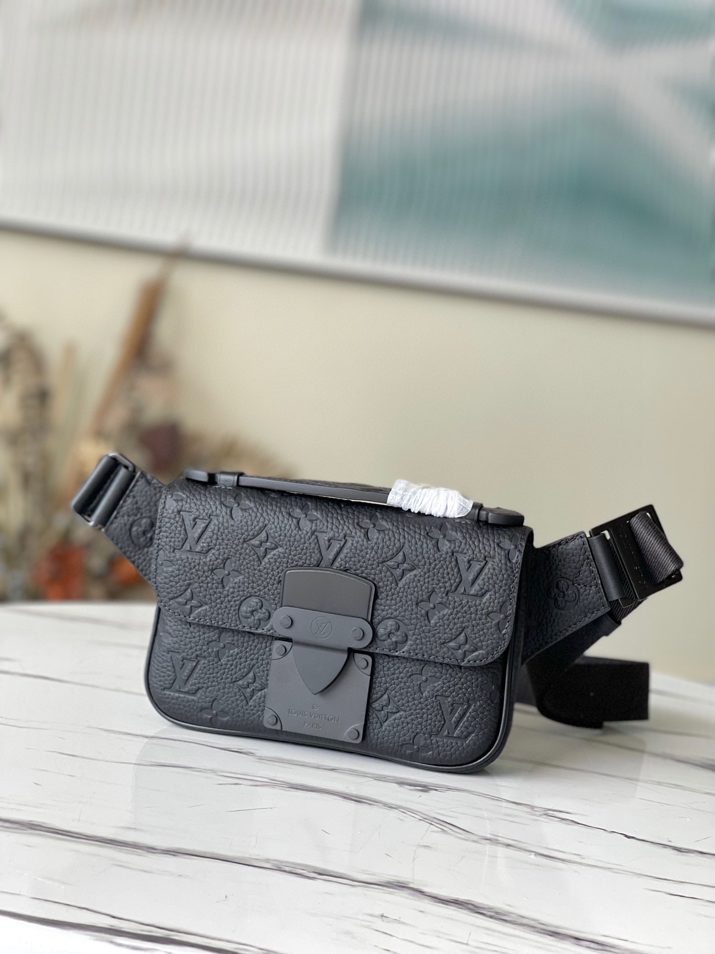 Louis Vuitton S Lock Sling Bag M58487 Black