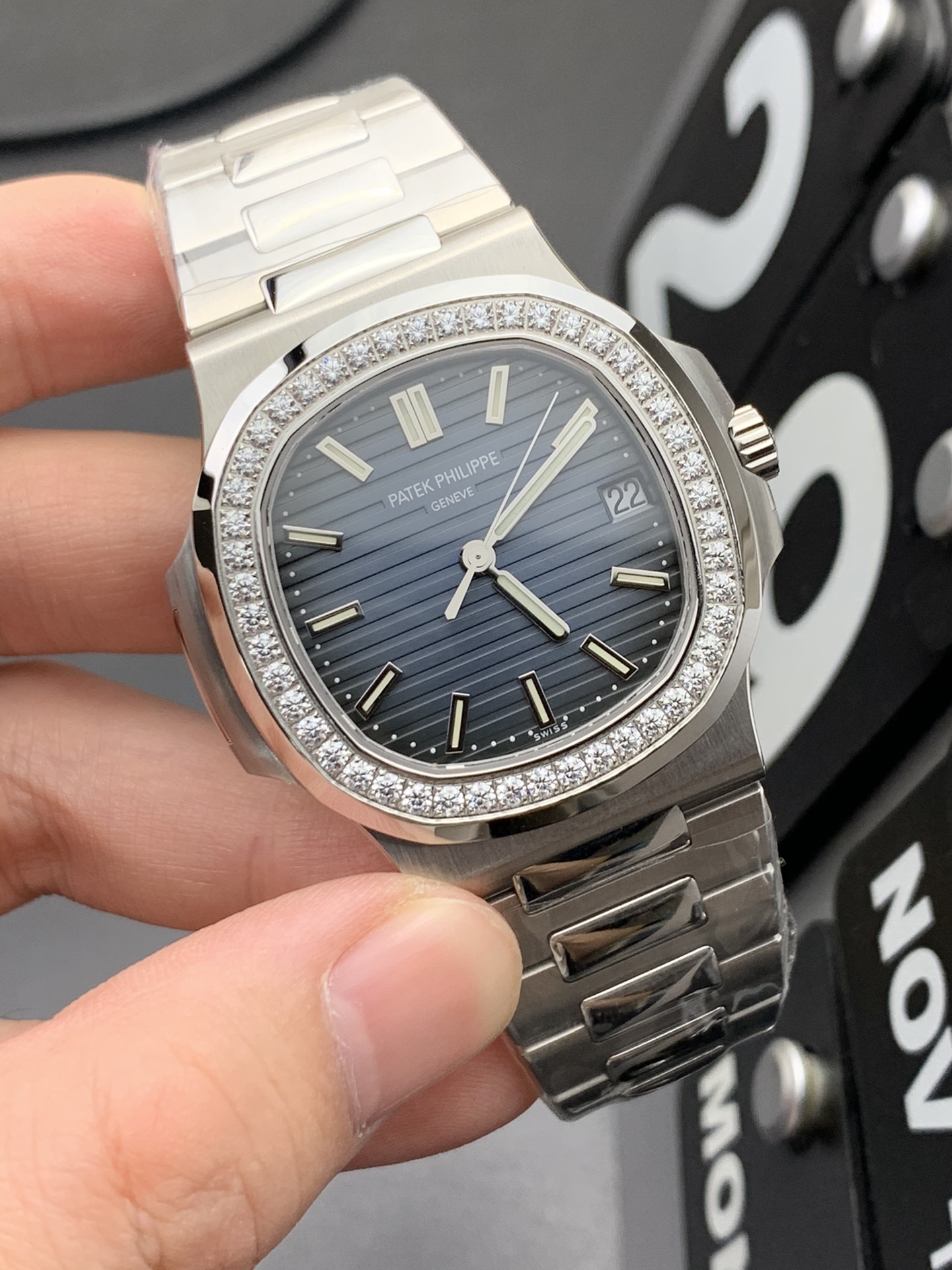 Patek Philippe PPF 钻圈鹦鹉螺