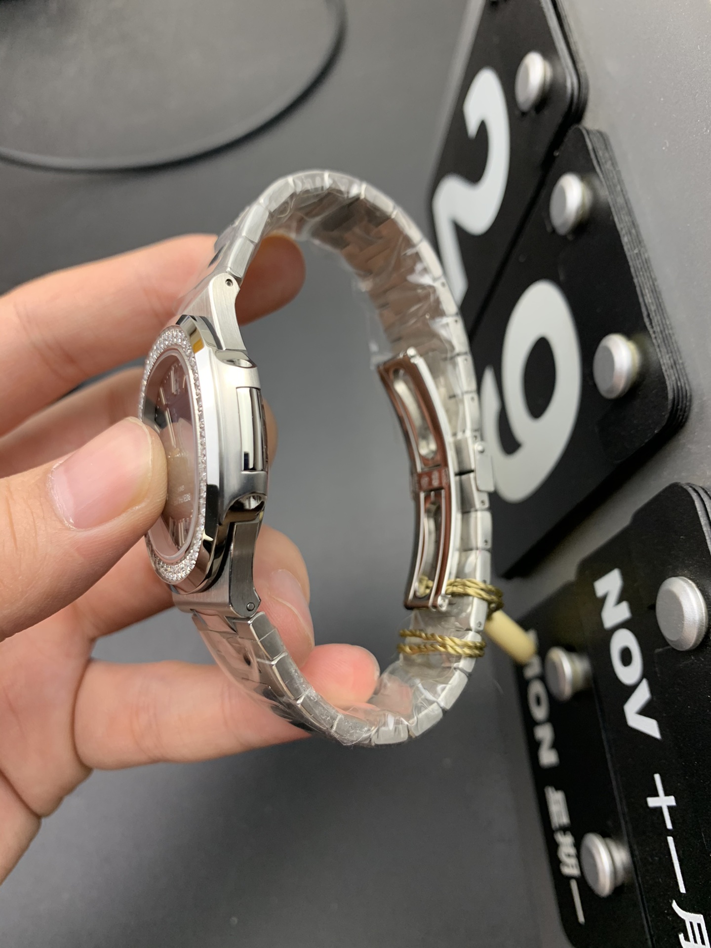 Patek Philippe PPF 钻圈鹦鹉螺