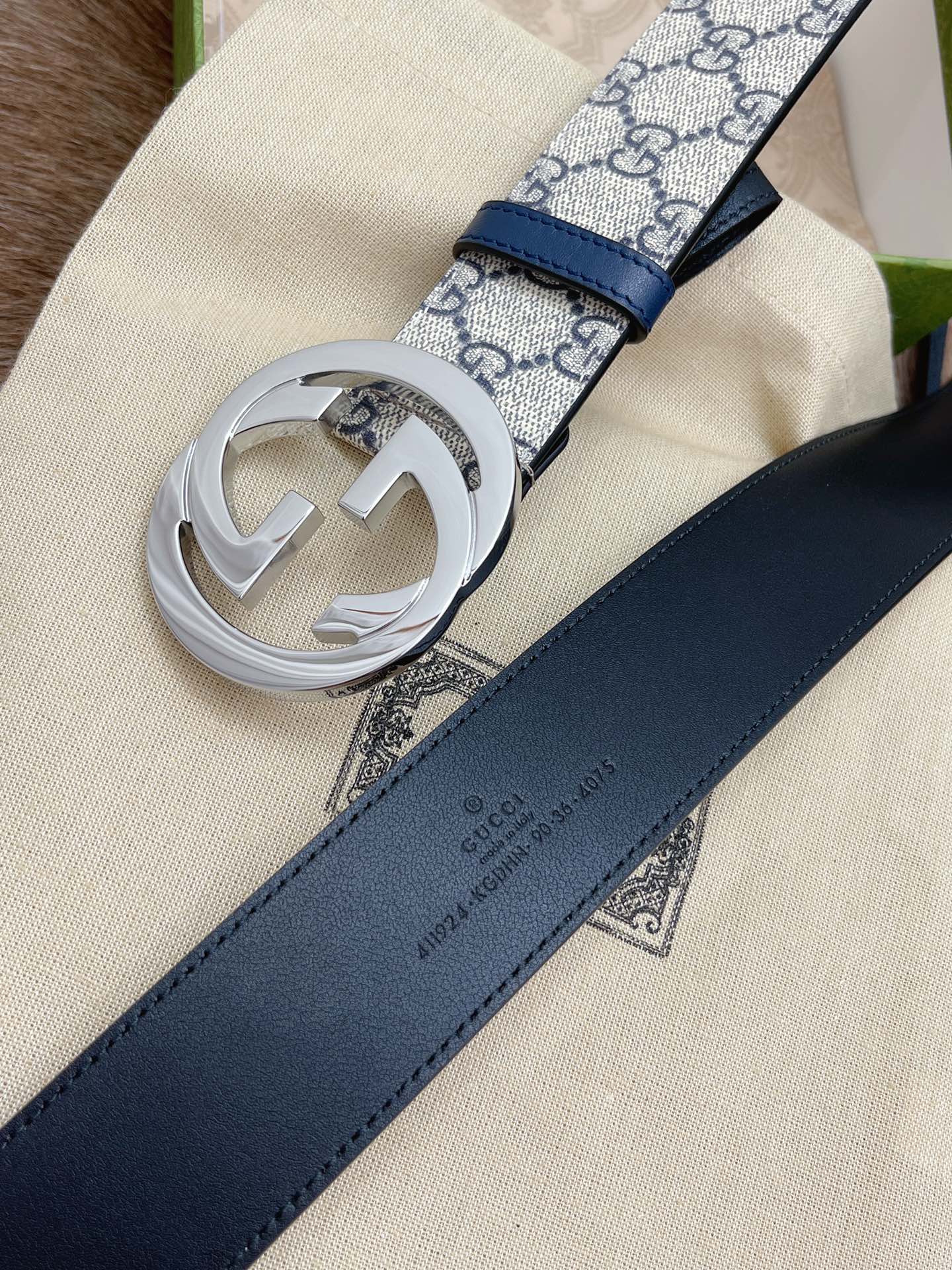 GUCCI Imported Mono-Headed Pelvis With Precise Buttons and Leather Customization - 图片 6