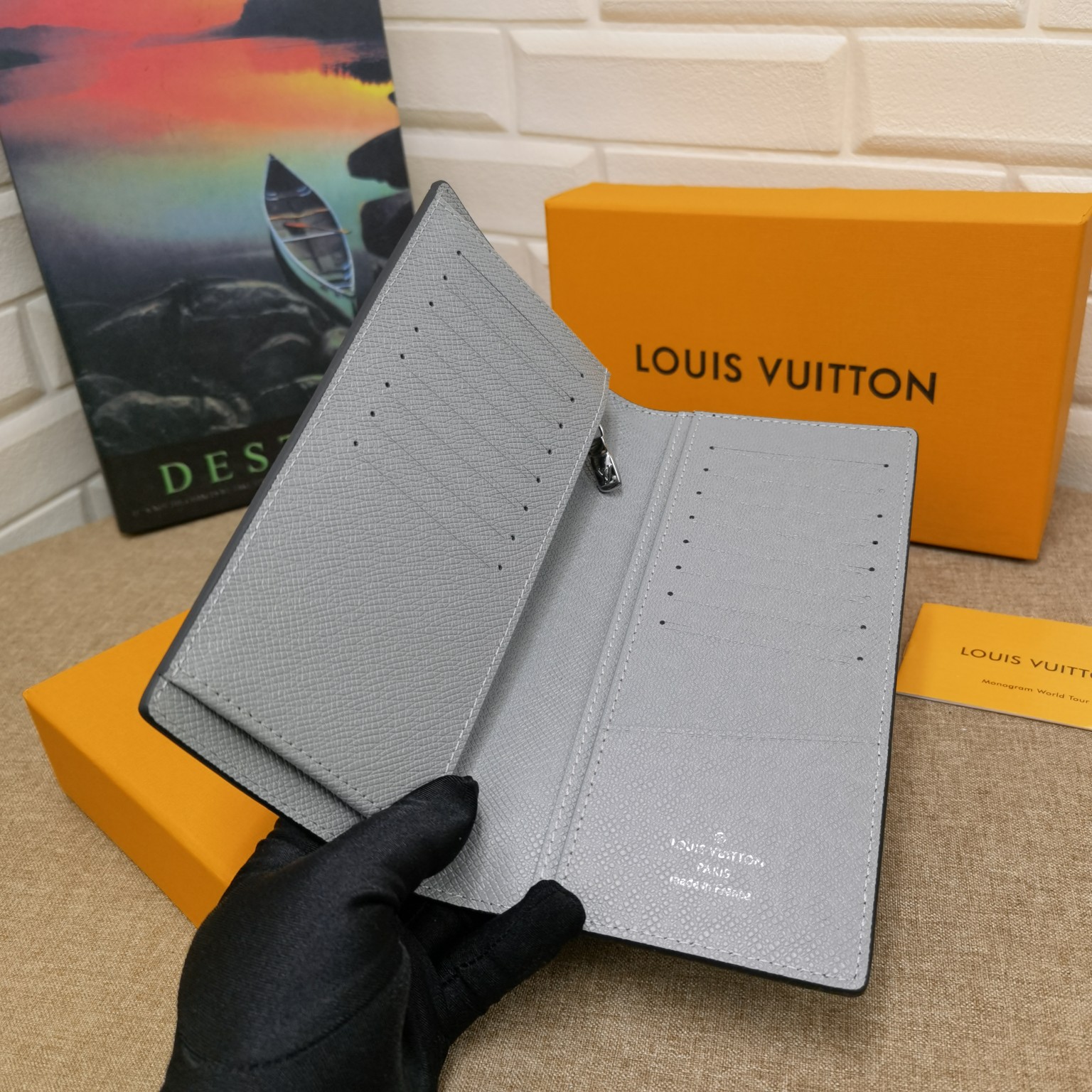 Close up of the bill compartment in a textured leather bifold wallet