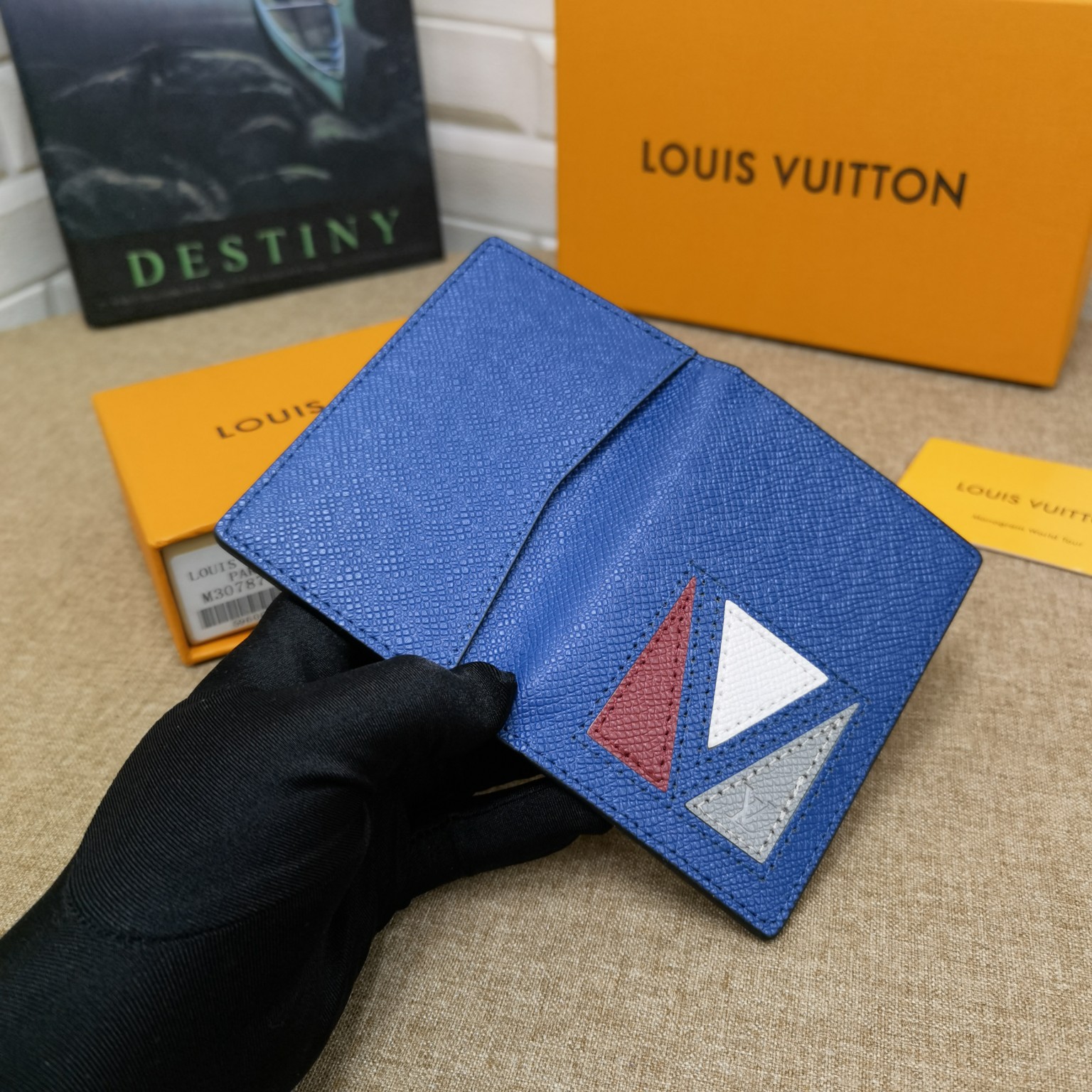 Leather card holder front view