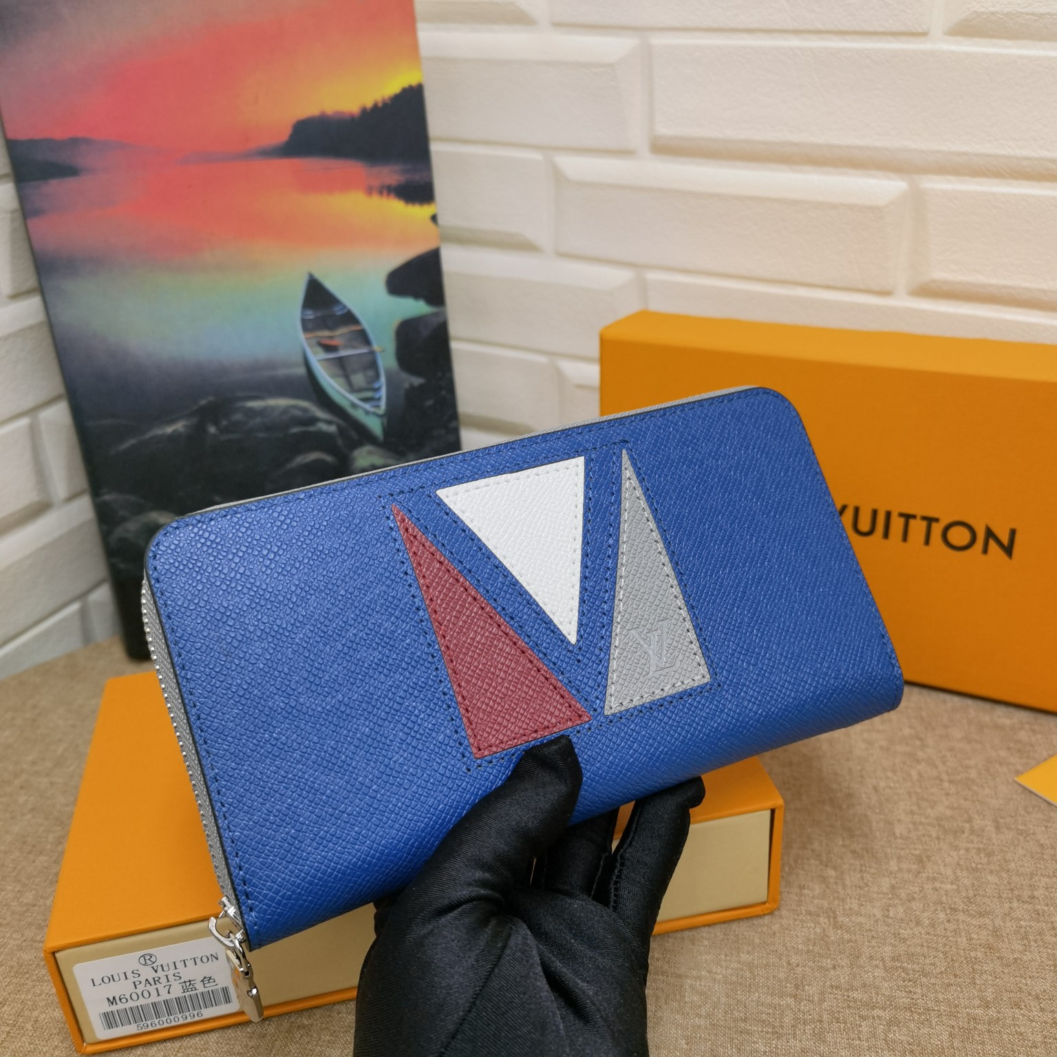 Long leather wallet card slots