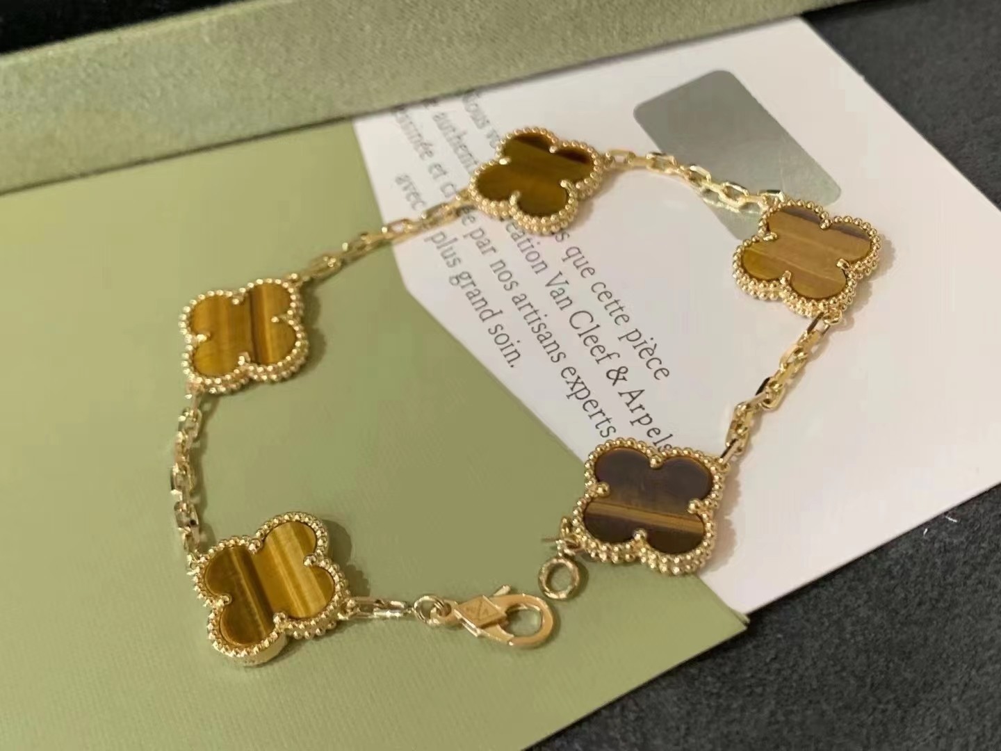Five-Motif Tiger's Eye Bracelet - Comprehensive 2