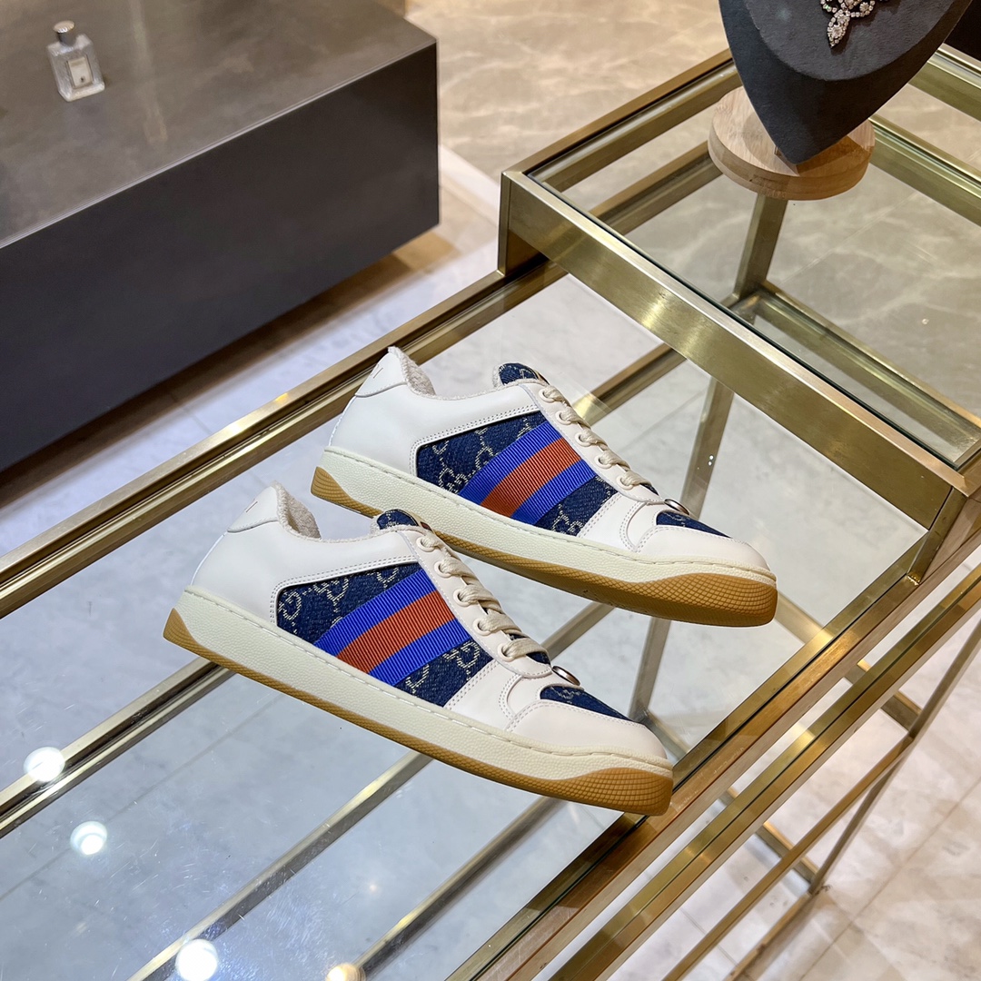 de fábrica Gucci. Inspiradas en las zapatillas clásicas de la época, las zapatillas Screener de la c