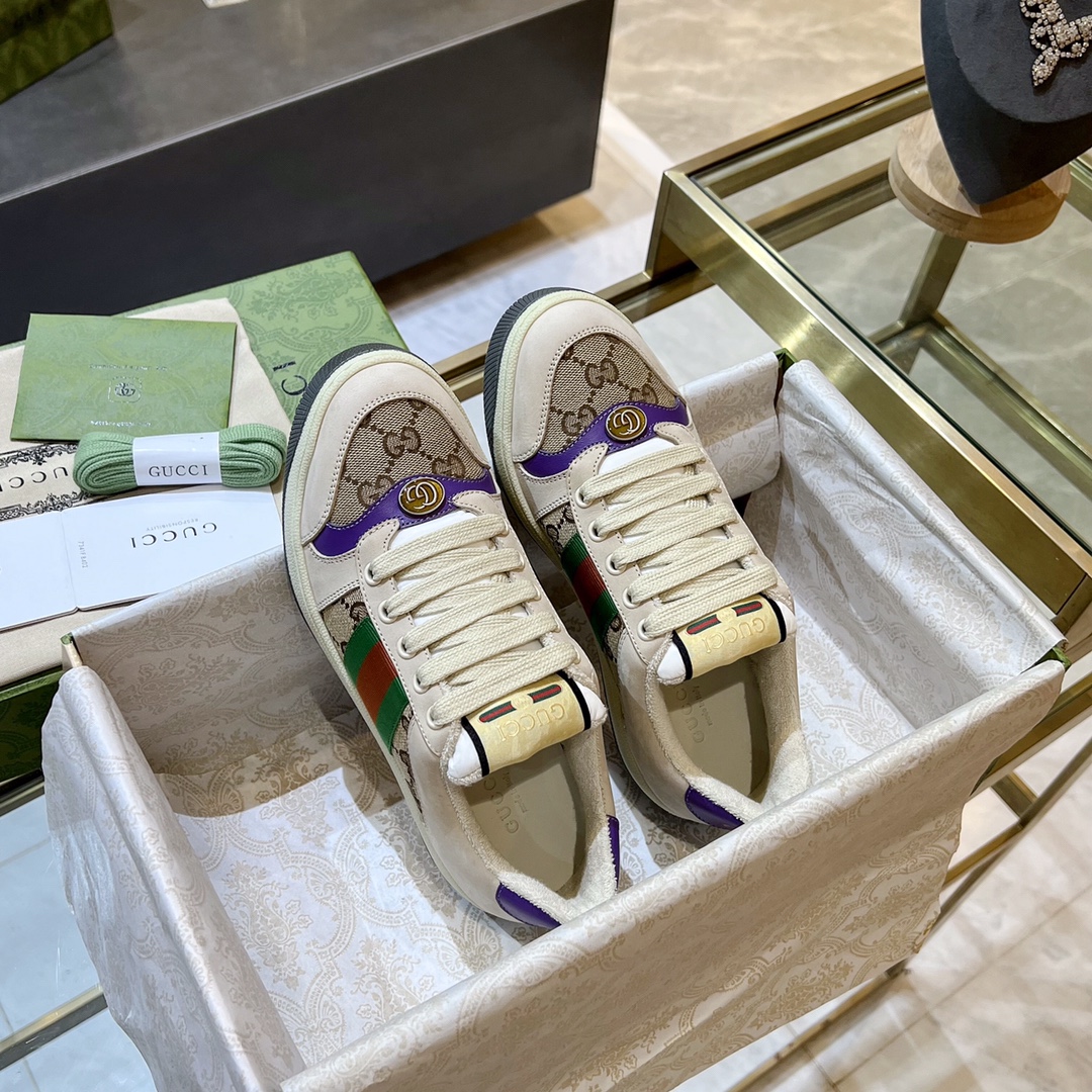 de fábrica Gucci. Inspiradas en las zapatillas clásicas de la época, las zapatillas Screener de la c