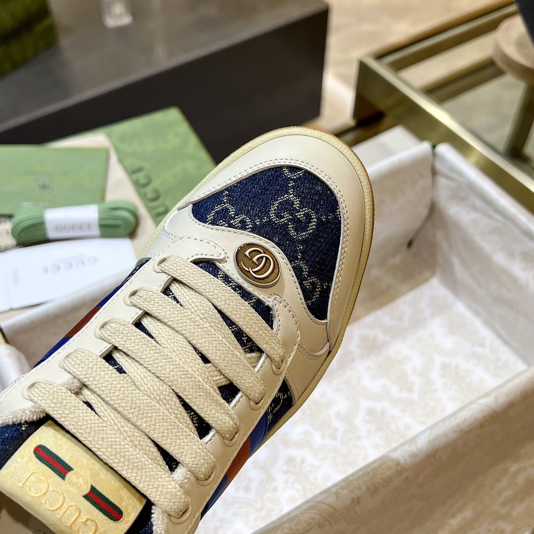 de fábrica Gucci. Inspiradas en las zapatillas clásicas de la época, las zapatillas Screener de la c