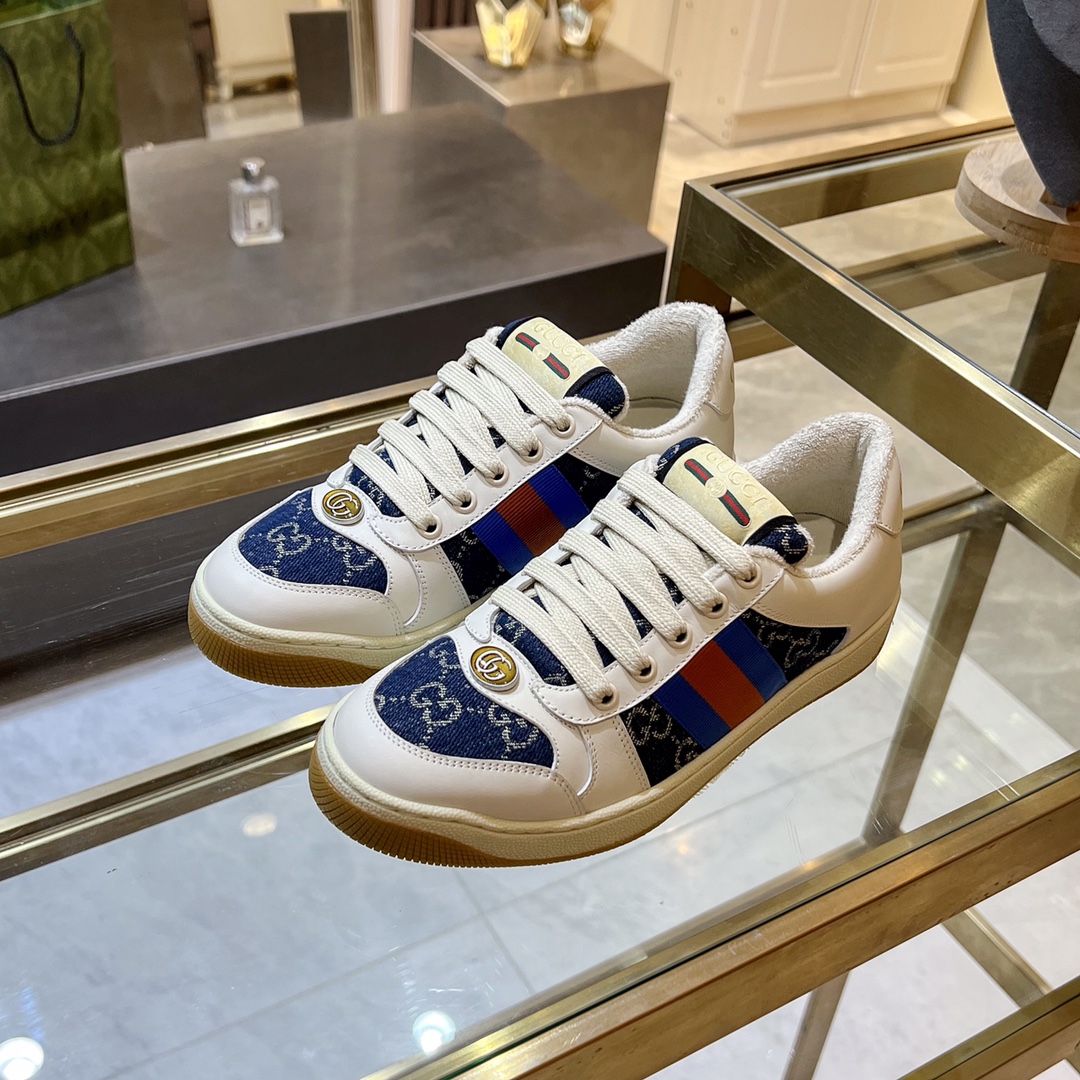 de fábrica Gucci. Inspiradas en las zapatillas clásicas de la época, las zapatillas Screener de la c