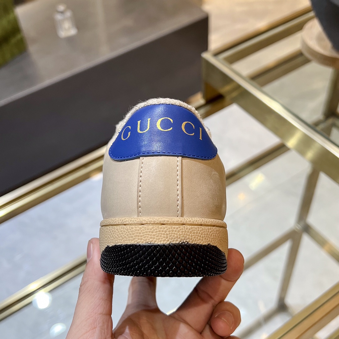 ex fábrica Gucci. zapatos sucios azul y negro rojo piel perforada rojo azul cincha azul cuero detall