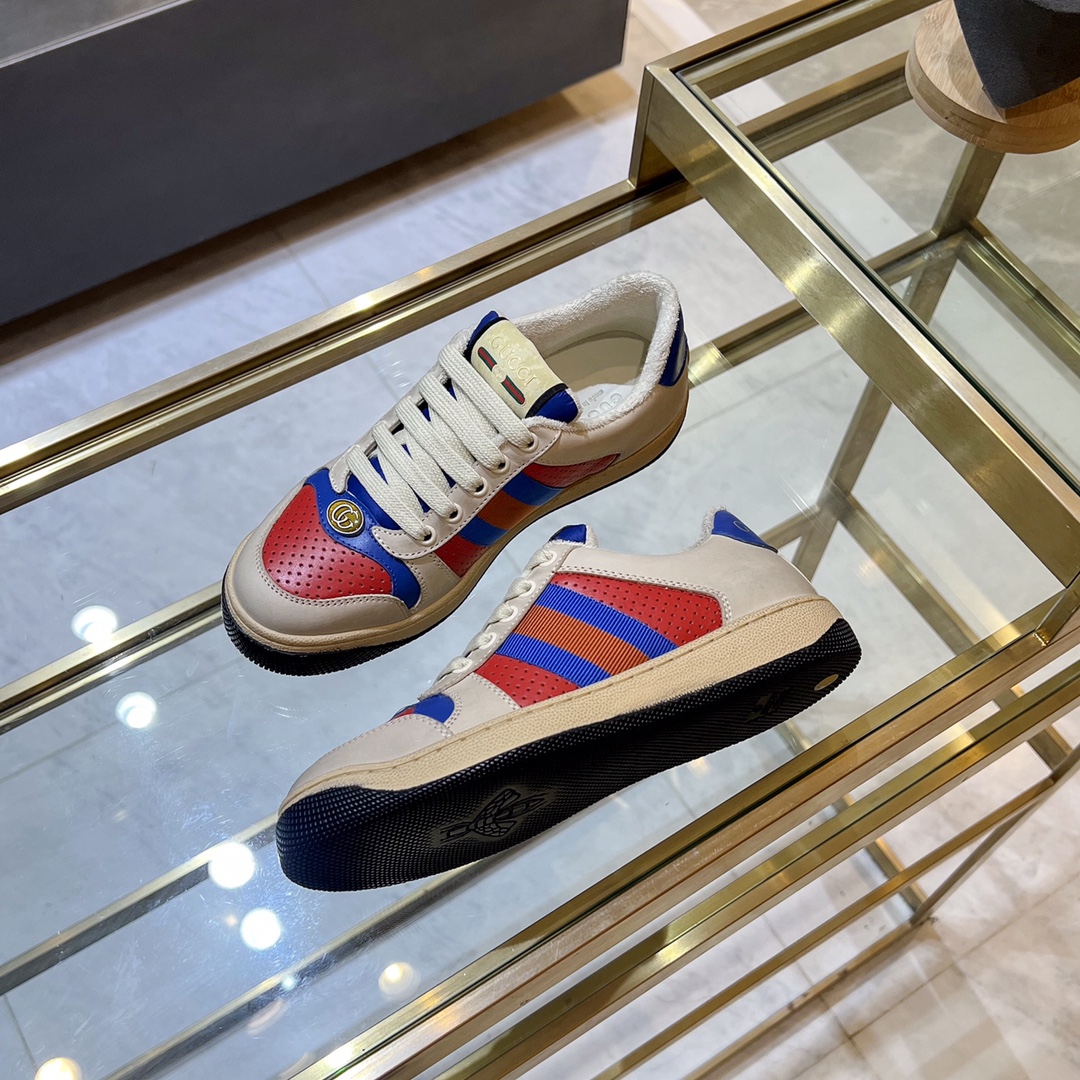 ex fábrica Gucci. zapatos sucios azul y negro rojo piel perforada rojo azul cincha azul cuero detall