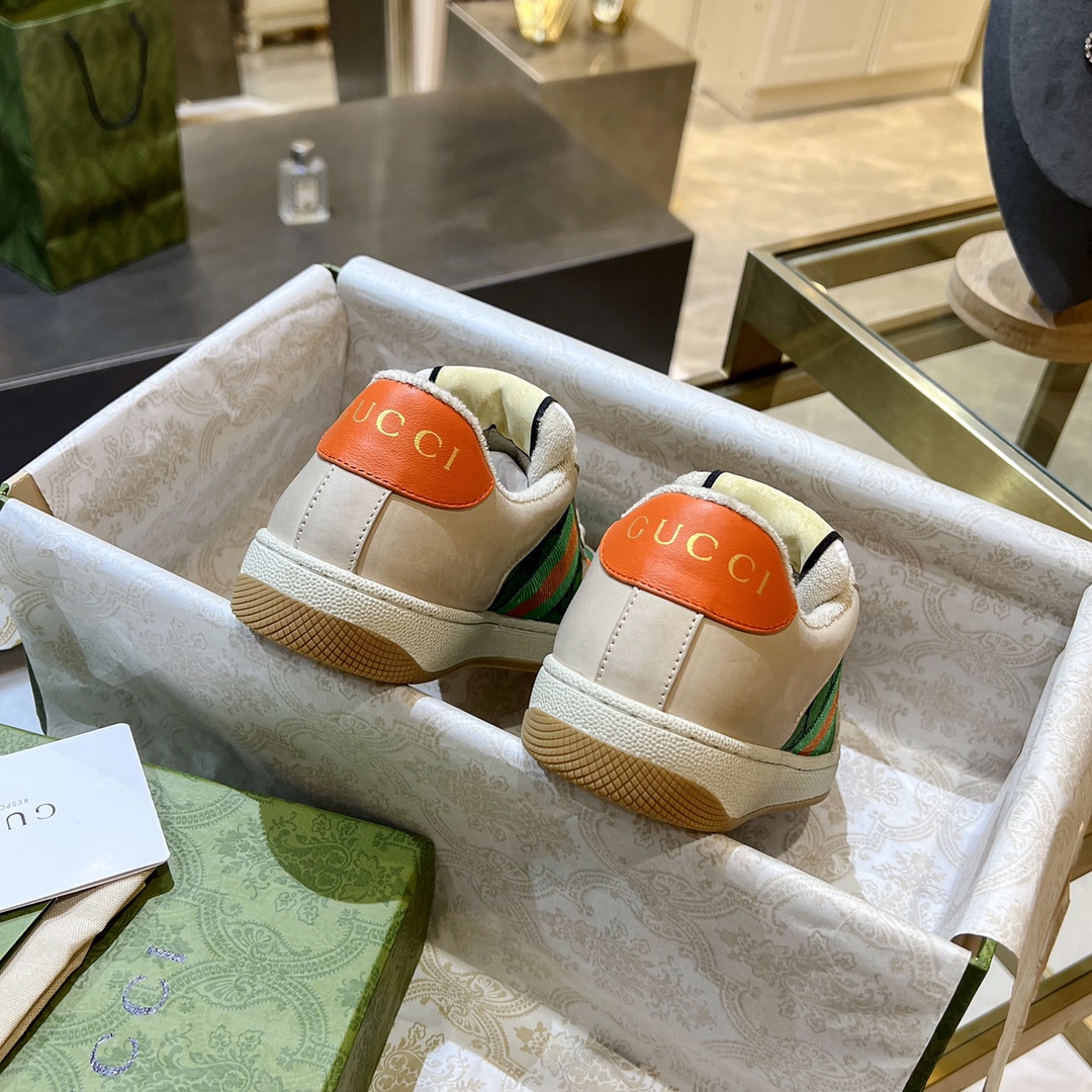 ex fábrica Gucci. zapatos sucios tela doble G naranja y verde cincha roja y verde detalle piel naran