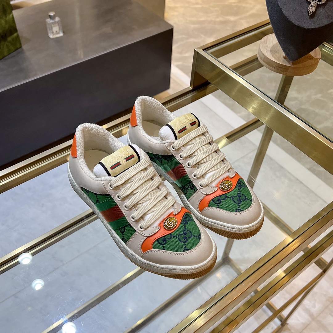 ex fábrica Gucci. zapatos sucios tela doble G naranja y verde cincha roja y verde detalle piel naran