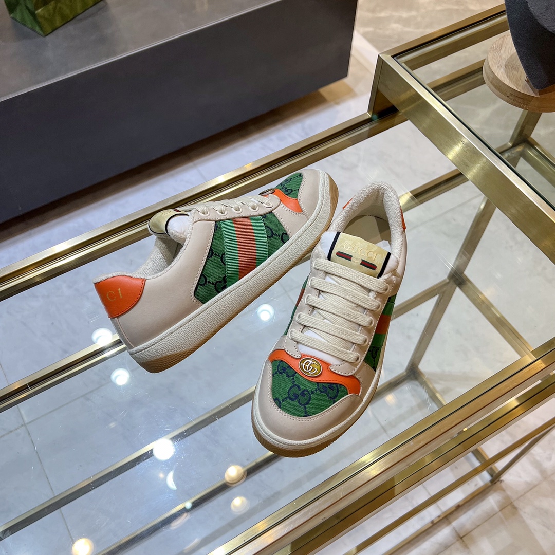 ex fábrica Gucci. zapatos sucios tela doble G naranja y verde cincha roja y verde detalle piel naran