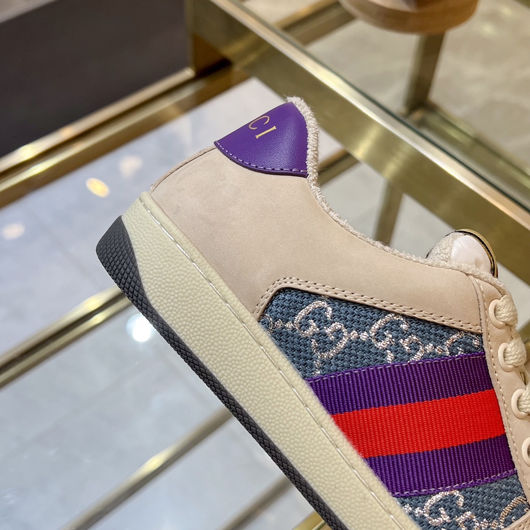 ex fábrica Gucci. Inspiradas en las zapatillas clásicas de la época, las zapatillas Screener de la c
