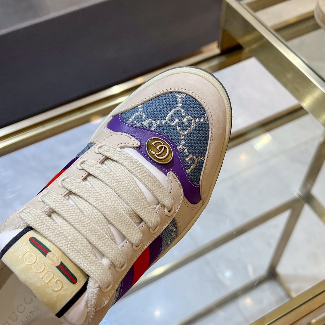 ex fábrica Gucci. Inspiradas en las zapatillas clásicas de la época, las zapatillas Screener de la c
