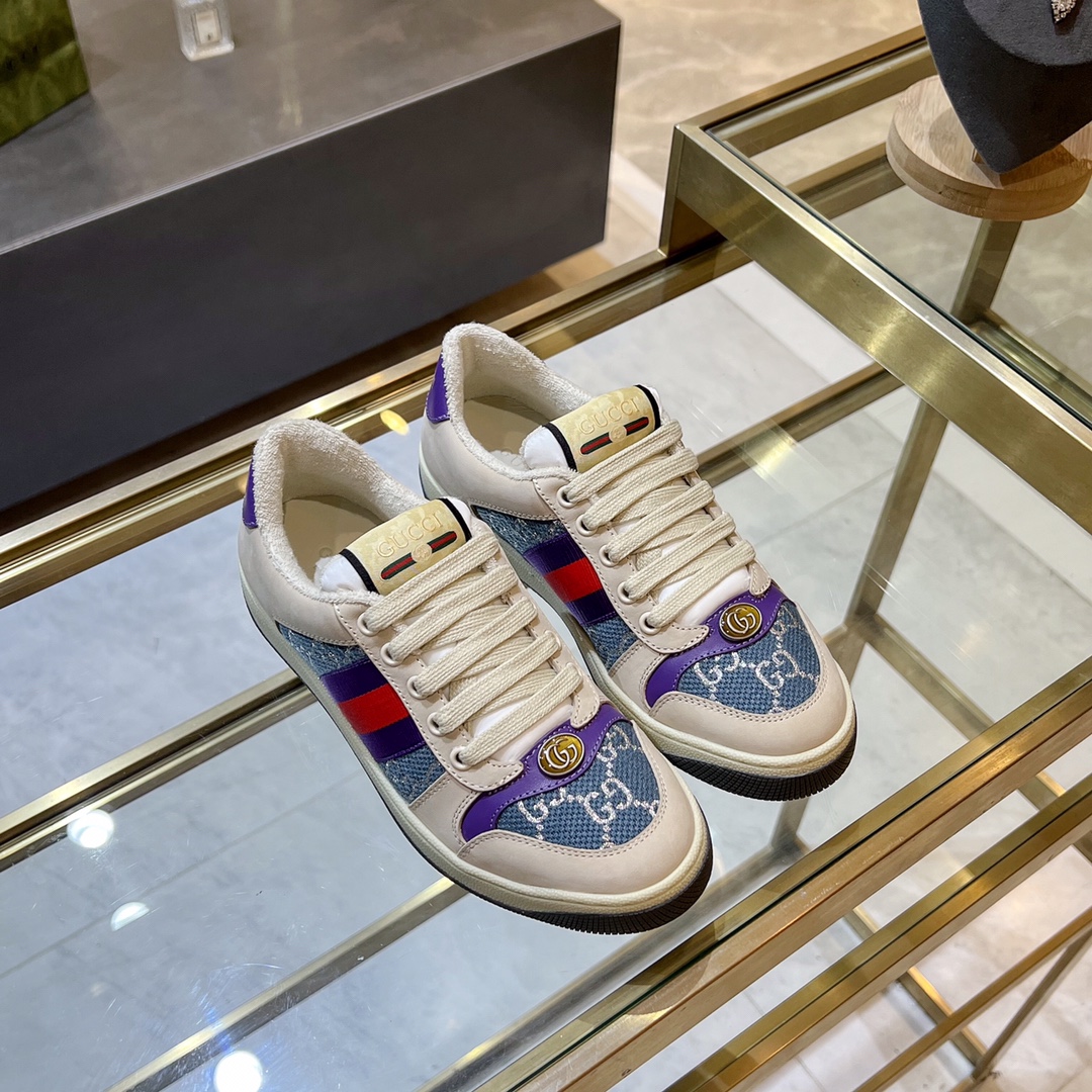 ex fábrica Gucci. Inspiradas en las zapatillas clásicas de la época, las zapatillas Screener de la c