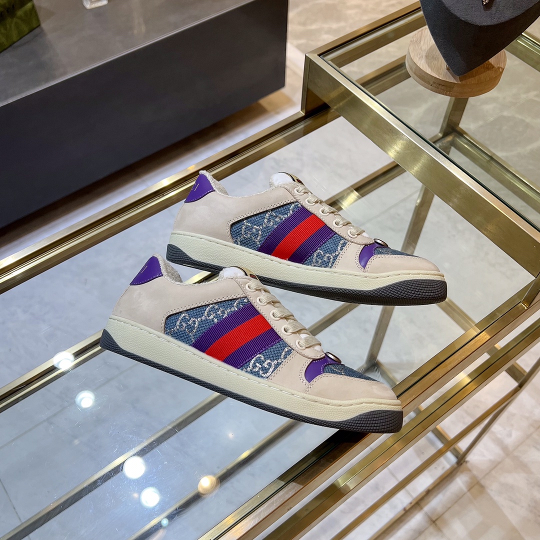 ex fábrica Gucci. Inspiradas en las zapatillas clásicas de la época, las zapatillas Screener de la c