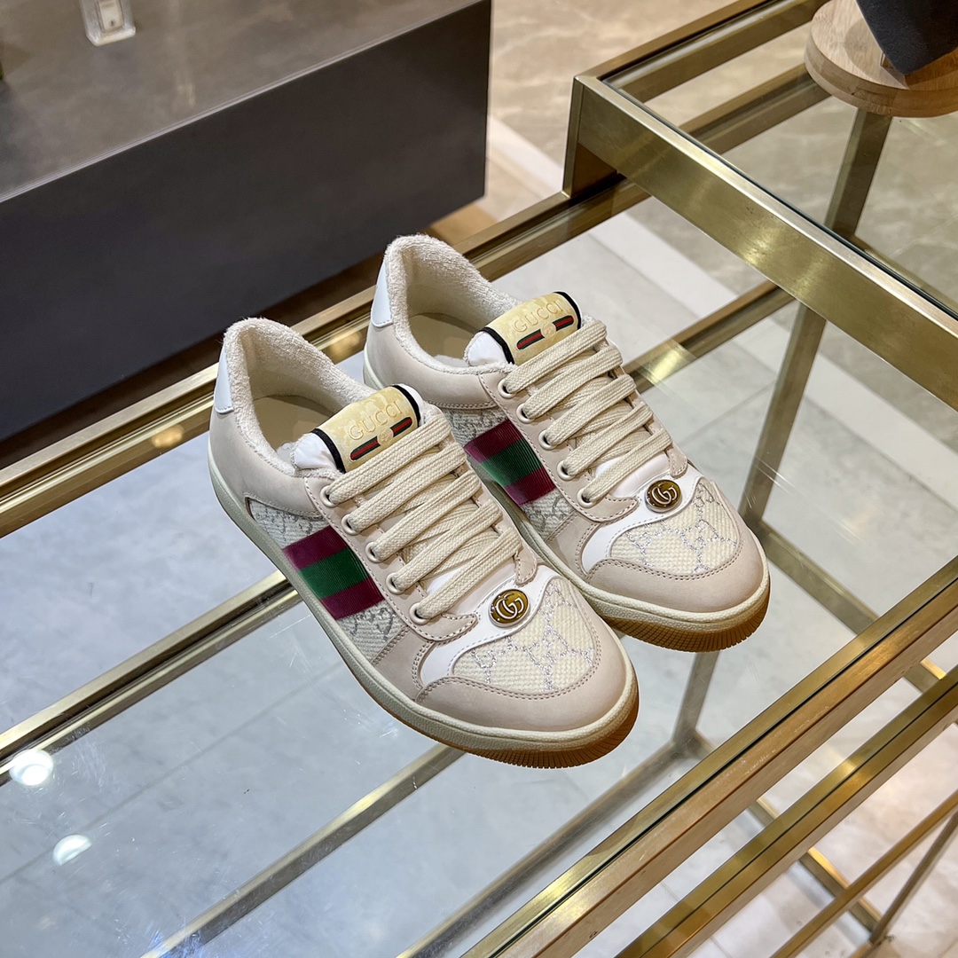 ex fábrica Gucci. Inspiradas en las zapatillas clásicas de la época, las zapatillas Screener de la c